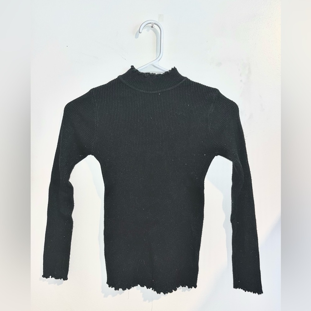 BLACK MOCK NECK LONG SLEEVE